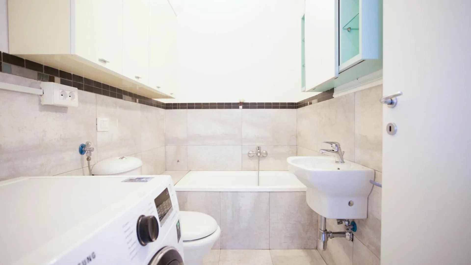 Crystal House Apartment Alghero 0*,